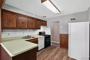 1417 Corinth Dr, Saint Louis, MO 63137 - Photo 20