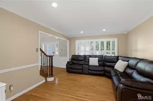 619 Martin Pointe Ct, Wildwood, MO 63011 - Photo 2