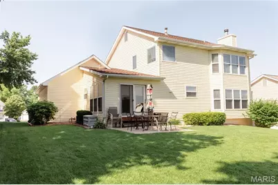 1118 Treeshade Drive, Saint Peters, MO 63376 - Photo 8