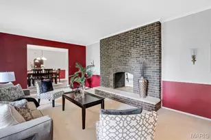 10001 Kalinda Ln, Sunset Hills, MO 63128 - Photo 4