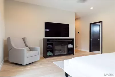 6906 Bruno Avenue, Saint Louis, MO 63139 - Photo 24