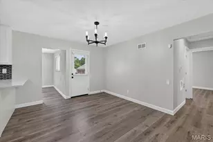 328 Danworth Ct, Saint Louis, MO 63122 - Photo 10