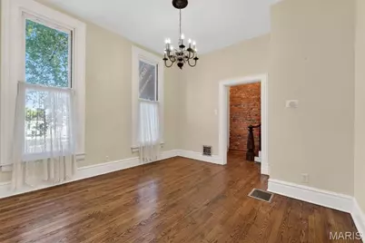 2702 Indiana Avenue, Saint Louis, MO 63118 - Photo 6