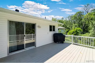5615 Chalet Manor Court, Saint Louis, MO 63129 - Photo 18