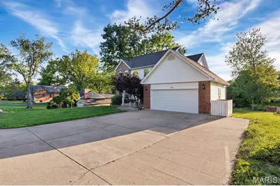 8679 General Grant Lane, Crestwood, MO 63123 - Photo 2