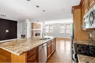 319 N Taylor Avenue #C, Saint Louis, MO 63108 - Photo 1