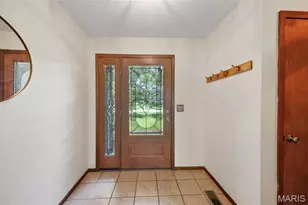 324 Lantern Ln, Lebanon, MO 65536 - Photo 4