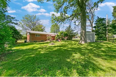 14000 Davey Drive, Florissant, MO 63034 - Photo 30