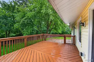 1438 Silverleaf Ln, Saint Louis, MO 63146 - Photo 18