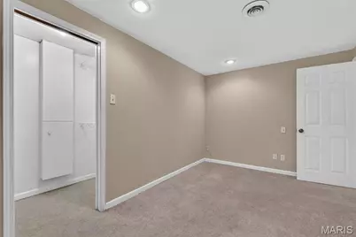 1438 Silverleaf Lane, Saint Louis, MO 63146 - Photo 36