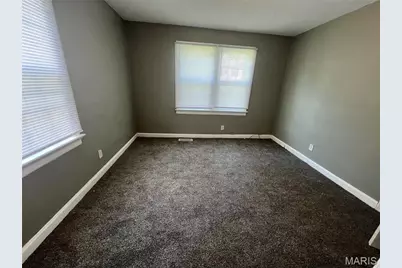 26 Lamar Drive, Jennings, MO 63136 - Photo 8