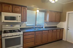201 S School St, Desloge, MO 63601 - Photo 6