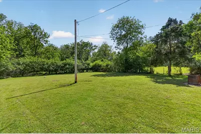 11378 Burgess Avenue, Bridgeton, MO 63044 - Photo 22