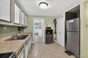 11378 Burgess Ave, Bridgeton, MO 63044 - Photo 10