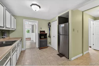 11378 Burgess Avenue, Bridgeton, MO 63044 - Photo 12