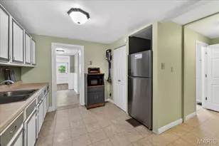 11378 Burgess Ave, Bridgeton, MO 63044 - Photo 12