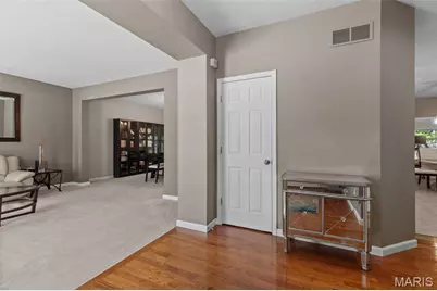 2443 Cecelia Avenue, Brentwood, MO 63144 - Photo 6