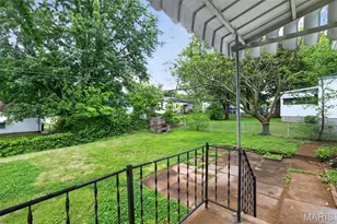 10220 Tappan Dr, Saint Louis, MO 63137 - Photo 8