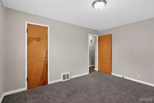 10220 Tappan Dr, Saint Louis, MO 63137 - Photo 24