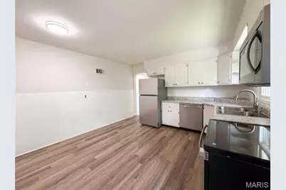 1116 Cunningham Avenue, Saint Charles, MO 63301 - Photo 8