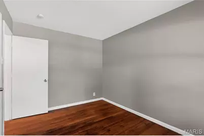 1927 Hudson Road, Saint Louis, MO 63136 - Photo 16