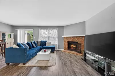 3120 Autumn Trace Drive, Saint Louis, MO 63043 - Photo 4