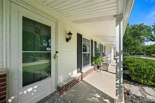 12664 Markaire Dr, Saint Louis, MO 63146 - Photo 4