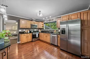 12664 Markaire Dr, Saint Louis, MO 63146 - Photo 14