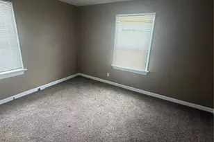 2049 Coleridge Dr, Saint Louis, MO 63136 - Photo 4
