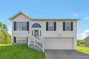 12550 Evening Shade Dr, Black Jack, MO 63033 - Photo 2