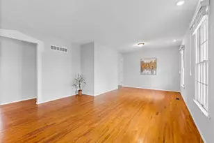 1370 Willowbrook, Florissant, MO 63033 - Photo 4