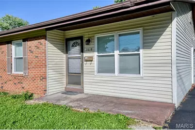 1618 Patterson Road, Florissant, MO 63031 - Photo 2