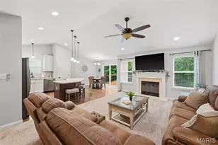 518 Brookside Forest Ct, O'Fallon, MO 63366 - Photo 2