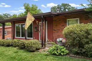 508 Crestvale Dr, Saint Louis, MO 63119 - Photo 1