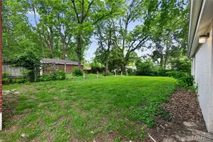 8244 Monroe Ave, Saint Louis, MO 63114 - Photo 10