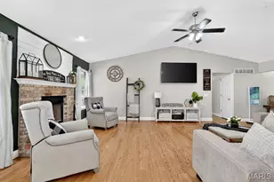 2705 Providence Ridge Dr, Wentzville, MO 63385 - Photo 10