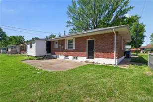 300 Rand Dr, Saint Louis, MO 63135 - Photo 4