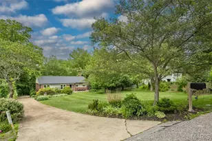 1889 N Signal Hills Dr, Kirkwood, MO 63122 - Photo 54