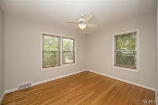 1889 N Signal Hills Dr, Kirkwood, MO 63122 - Photo 22