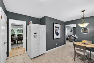 10720 Forest Path Dr, Sunset Hills, MO 63128 - Photo 16