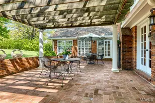 11101 Hermitage Hill Rd, Frontenac, MO 63131 - Photo 40