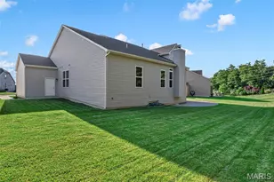 222 Grayleaf Ct, Wentzville, MO 63385 - Photo 50