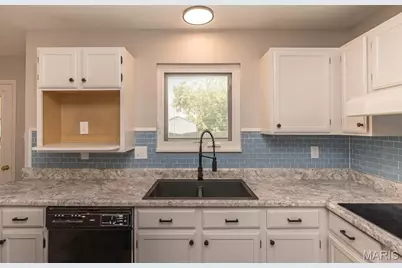 3052 Wood Poppy Drive, Florissant, MO 63031 - Photo 10