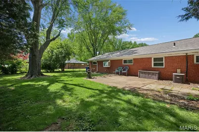 9 Hazelwood Court, Hazelwood, MO 63042 - Photo 18