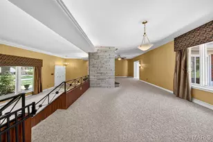 8827 Rock Forest Dr, Grantwood Village, MO 63123 - Photo 24