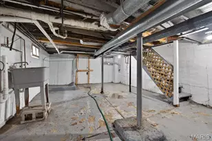 6549 Bartmer Ave, University City, MO 63130 - Photo 18