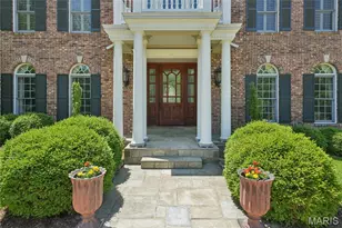 111 Worthington Oaks Dr, Creve Coeur, MO 63141 - Photo 2
