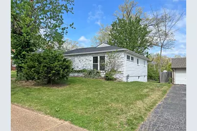 1027 Leawood Drive, Saint Louis, MO 63126 - Photo 2