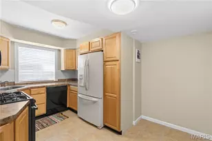 5 Delcrest Ct, University City, MO 63124 - Photo 10