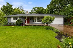405 Oak Tree Dr, Webster Groves, MO 63119 - Photo 1